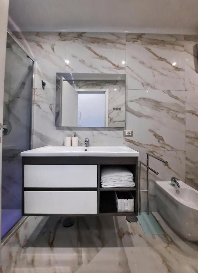 Re Ferdinando Apartment Неаполь Экстерьер фото